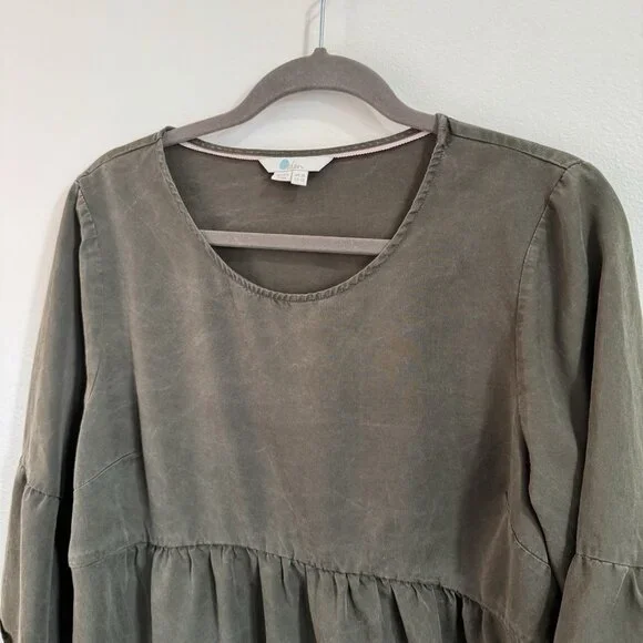 Boden Shirt 12 Curved Seam Tunic Olive Green Mineral Wash Bell Sleeves Boho - Picture 4 of 12